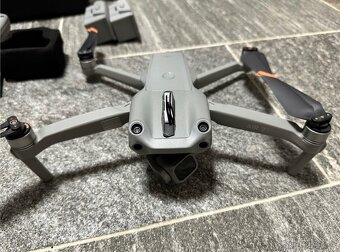 Dron DJI AIR 2S - 3