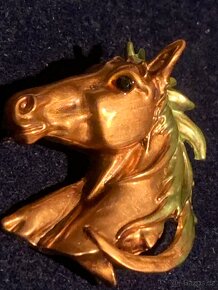 hlava ,...3,5 x 3,5 cm - 3