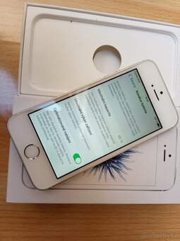 Apple iPhone 5se - 3