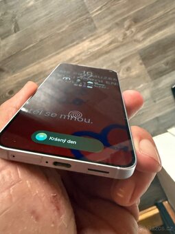 Samsung S25 256 GB - 3