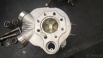 Motor NSU OSL 351 - hlinikova hlava - 3