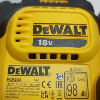 Nové Aku nůžky na živý plot DeWALT DCM563PB - 3