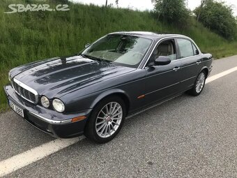 JAGUAR XJR 4,2i SUPER V8 - 395PS - X350 - PĚKNÝ - 3