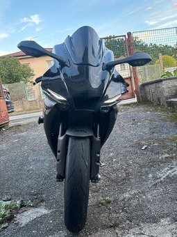 Yamaha R1 naj. 3500KM - 3