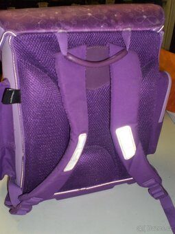 školní aktovka  - barva fialova zn.DREAM - jako nová - 3