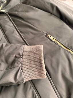 Zimní bunda s kožíškem - 3