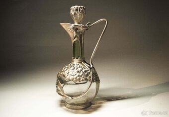 Karafa s pohárikmi - 3