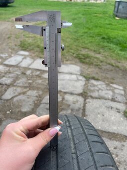 2ks sada letních pneu Michelin R17 215/65 - 3