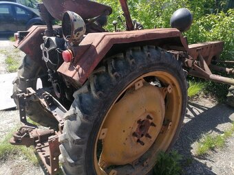 prodam traktor rs.o9 - 3