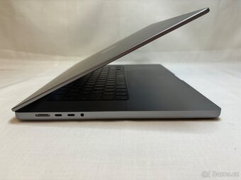 16 Apple MacBook Pro M1 MAX SSD 1TB ZÁRUKA 32jádro Grafika - 3