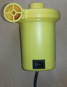 Nafukovací pumpa + matrace - 3