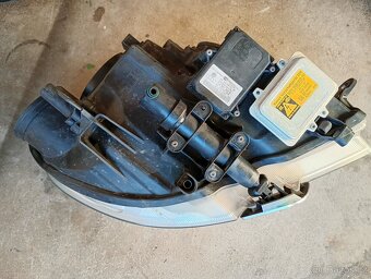 Superb II Bi-xenon L - 3