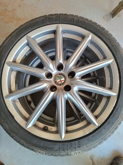 Alfa Romeo 159, originální kola 19ti - 3