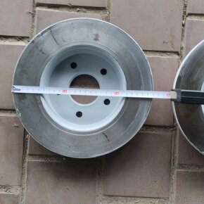 Brzdové kotouče zadní průměr 270 mm originální Ford - 3