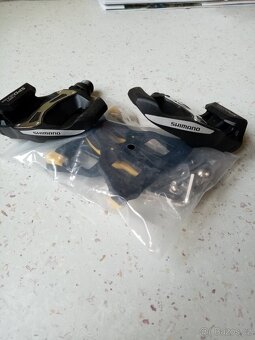 Pedály Shimano PD-R 550 silniční SPD-SL téměř nové - 3