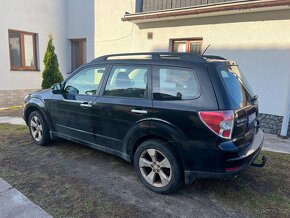 Subaru forester 2.0 td, 108 kw, 4x4, rv 2012 , nove v CR - 3