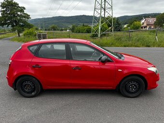 Hyundai i30, 1.4i, r.v. 2010 - 3