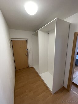 Skříň - 3