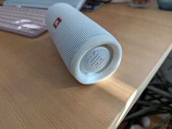 JBL Flip 5 bluetooth reproduktor - 3