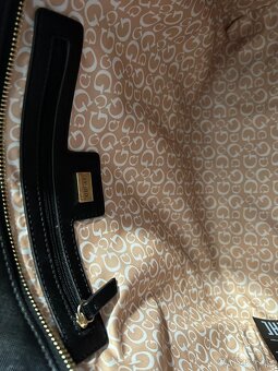 Kabelka Guess - 3