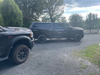DODGE RAM 2500 6.4 heavy duty NEBOURANÉ 111tkm - 3