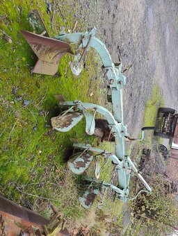 Pluh nesený 4- radlicny - 3