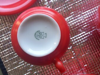 Prodám sadu šálků a konvice - 3