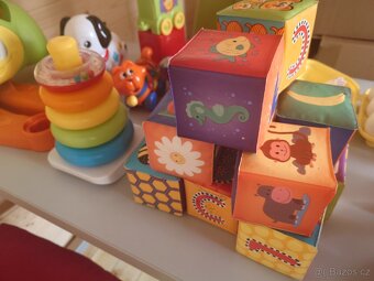 Krabice hraček pro malé děti - 3