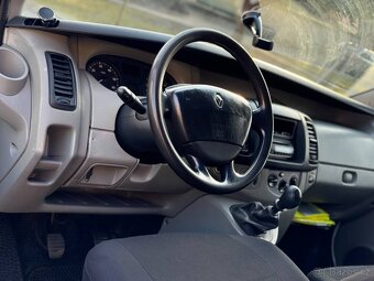 Renault Trafic 2.0dci (215tis ) - 3