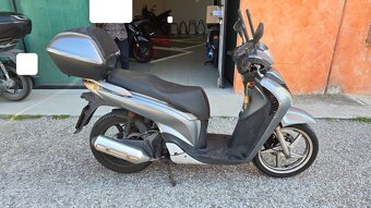 Honda SH 125i (2012) kufr, plexi, řp.sk.B - 3