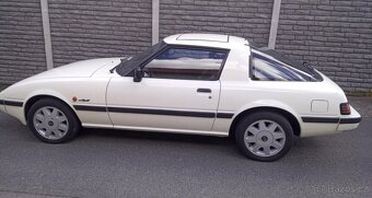Mazda RX7 - 3