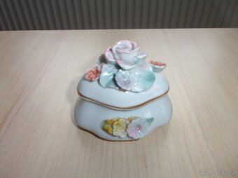2x STARÁ PORCELÁNOVÁ ŠPERKOVNICE, DÓZA, KRABIČKA - 3