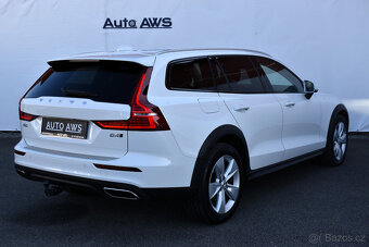 Volvo V60 2.0 B4 AWD Cross Country LED Kamera - 3
