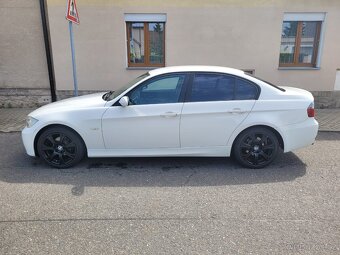 BMW rada 3 r.2005 Benzin automat 195000km - 3