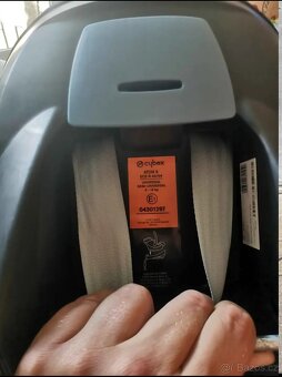 Autosedačka Cybex+základna - 3