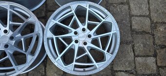 20" RADI8, konkávní disky, 5x112, 8,5x20 ET38 + 10x20 ET43 - 3