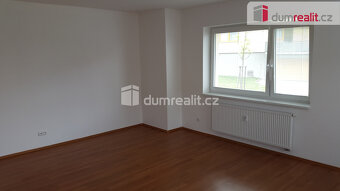 Pronájem bytu 1+kk 40 m2 P5 Stodůlky balkon novostavba - 3