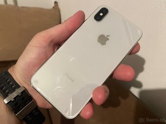iPhone X 256GB pěkný stav - 3