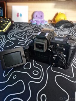 Nikon Coolpix 8700 - 3