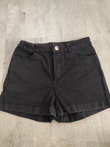 Kraťasy H&M a jiné - 3