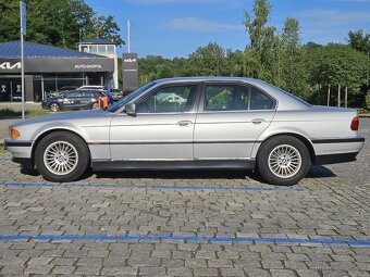 BMW 730d 2001 278.000km 142kW - 3