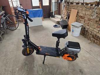 Prodám Kukirin m5 PRO elektrickou koloběžku - 3
