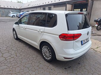 Touran 1.2 tsi 81kW, rok 2016, najeto 184000km - 3