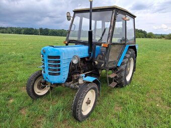 Traktor Zetor 4011 – pojízdný - 3