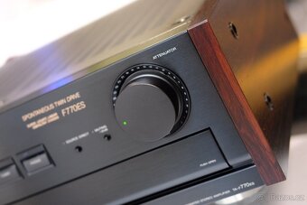 SONY - ES - 770 ES - mimoradny opticky stav - 3