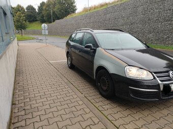 VW Golf 2009 1.9 tdi 77kw Nová STK - 3
