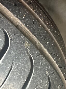 Letní pneu 255/55 R 16 včetně litých disků - 3