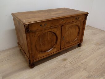 Stará stylová komoda - originál po renovaci - 3