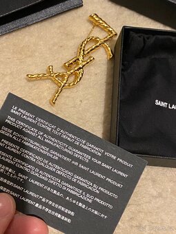 Saint Laurent Cassandre brož - 3