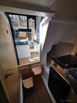 Motorova kajutova loď - 3